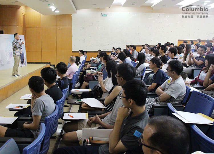 田老師覺得失敗給了他一個最好的領悟,才知道如何修正自己的價值及人生觀。 田老師覺得失敗給了他一個最好的領悟,才知道如何修正自己的價值及人生觀。