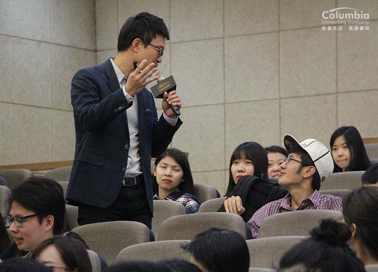 劉軒親自為聽眾檢測斜槓體質 劉軒親自為聽眾檢測斜槓體質